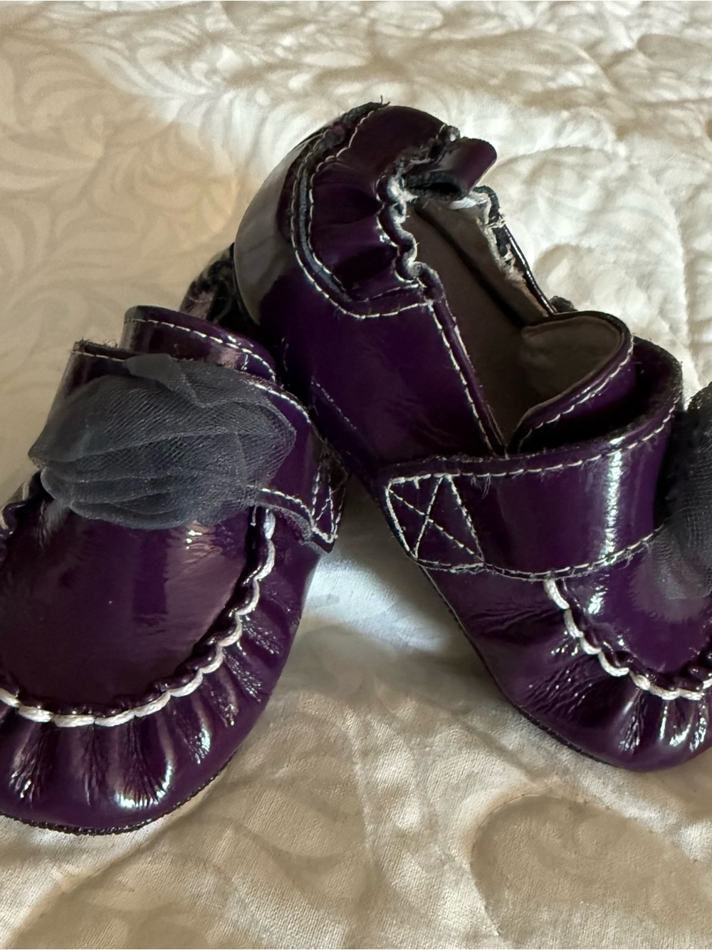 Robeez Shiny Purple Patent Mary Jane Shoes with Tulle Accent